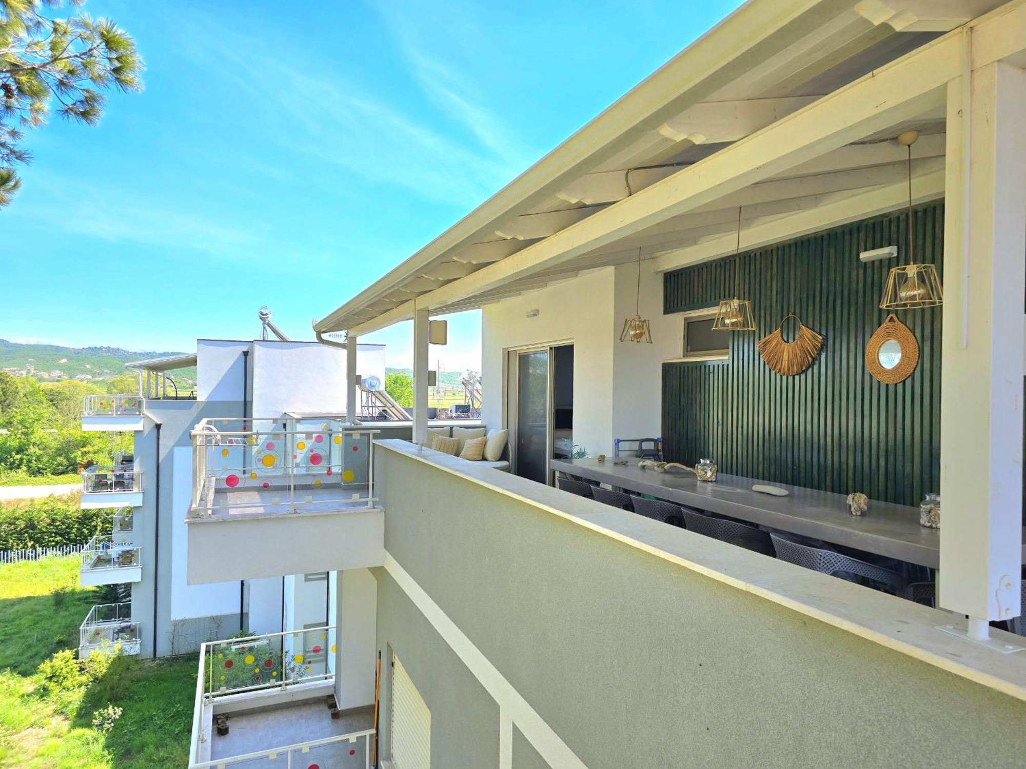 Perla Modern Penthouse 217
